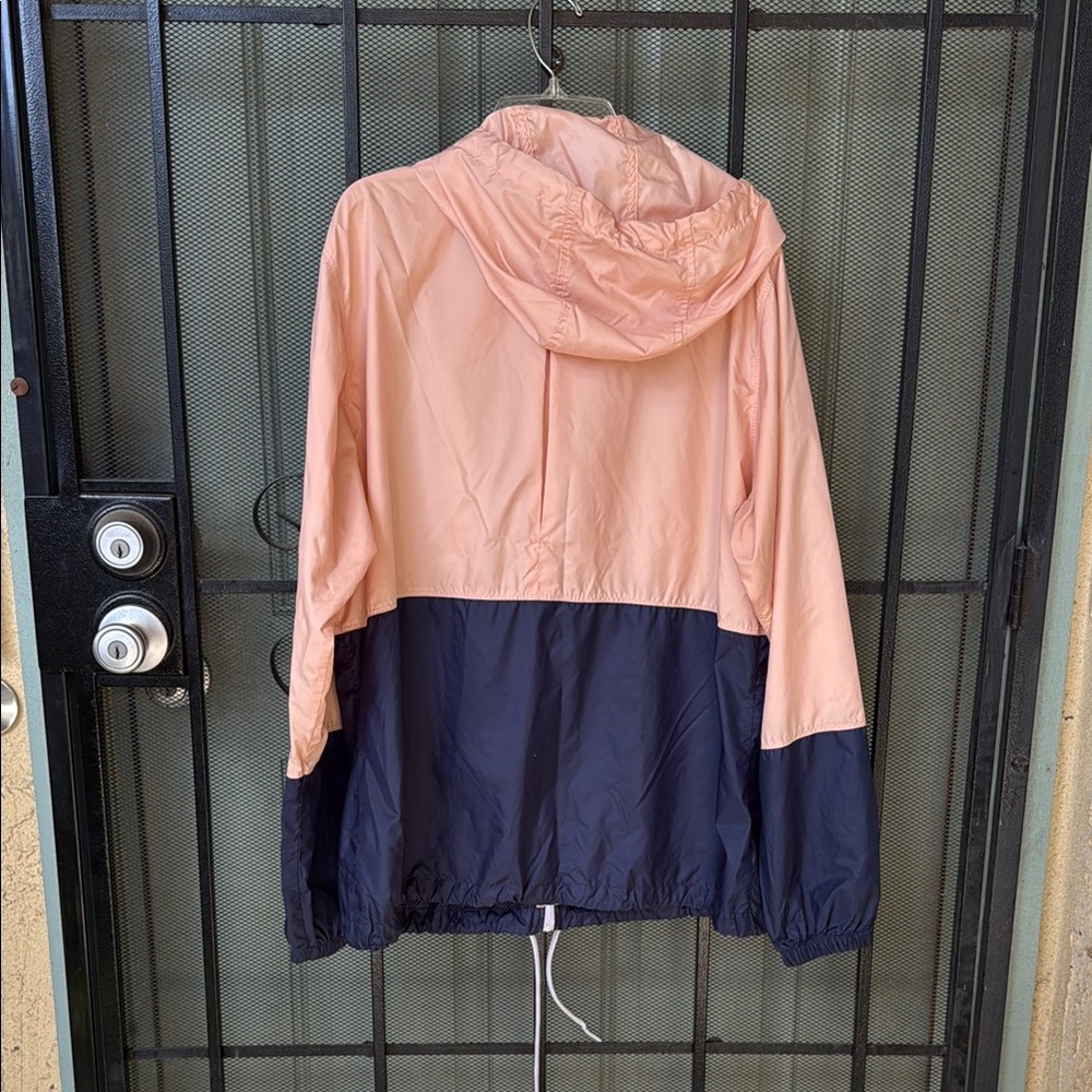 Columbia Peach and Navy Windbreaker - Picture 6 of 6